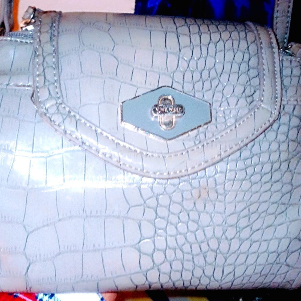 NINE WEST NICE GRAY CROSSBODY MESSENGER BAG  LIKE NEW